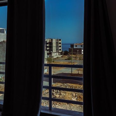 Beautiful And Brand New 2 Bedrooms Apartment/ Magnifico E Novo Apartamento T2 Praia Dış mekan fotoğraf