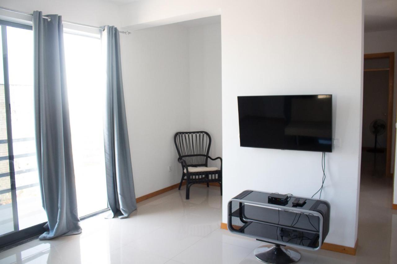 Beautiful And Brand New 2 Bedrooms Apartment/ Magnifico E Novo Apartamento T2 Praia Dış mekan fotoğraf
