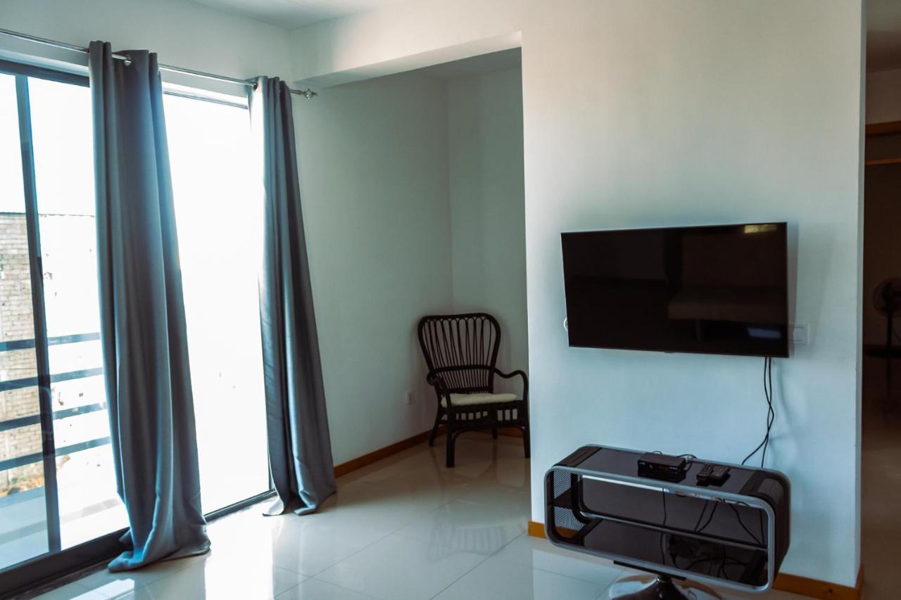 Beautiful And Brand New 2 Bedrooms Apartment/ Magnifico E Novo Apartamento T2 Praia Dış mekan fotoğraf